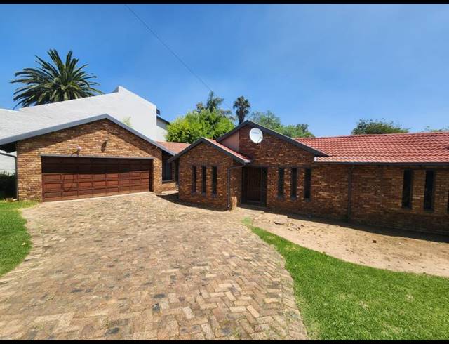 3 BEDROOM PROPERTY TO RENT IN RADIOKOP